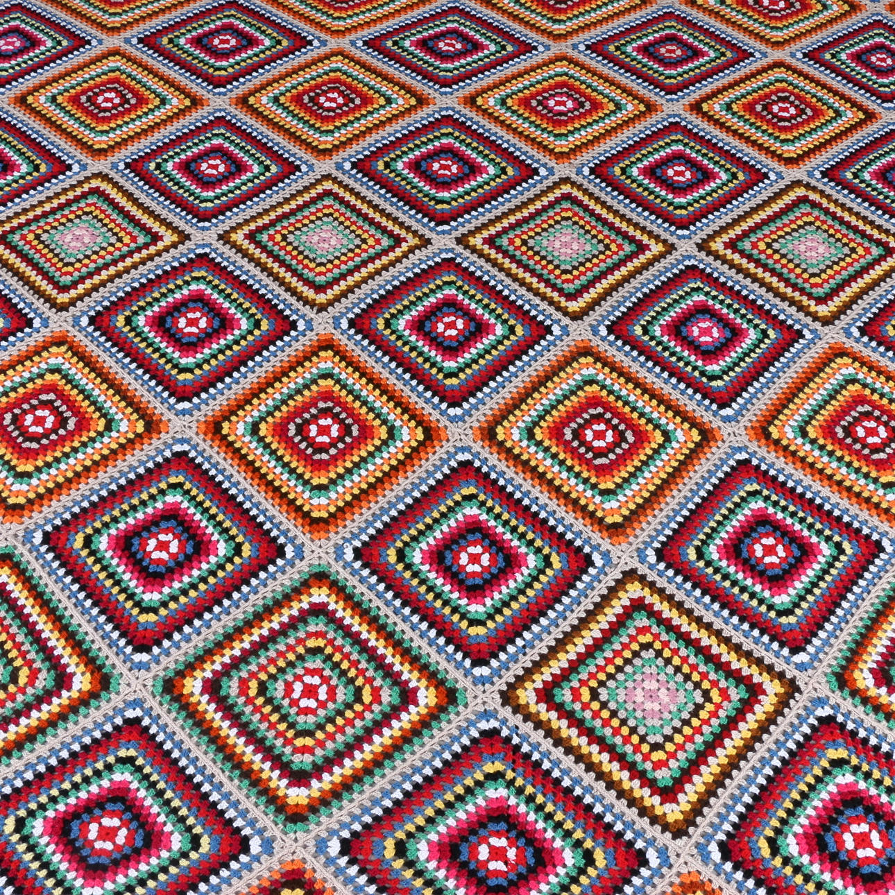 ÖVERKAST, virkade mormorsrutor, 1900-tal.