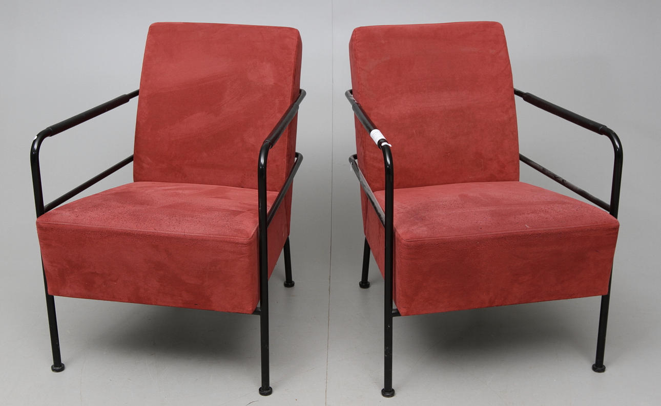 FÅTÖLJER, ett par, "Cinema", Gunilla Allard. Märkt Lammhults 1997.