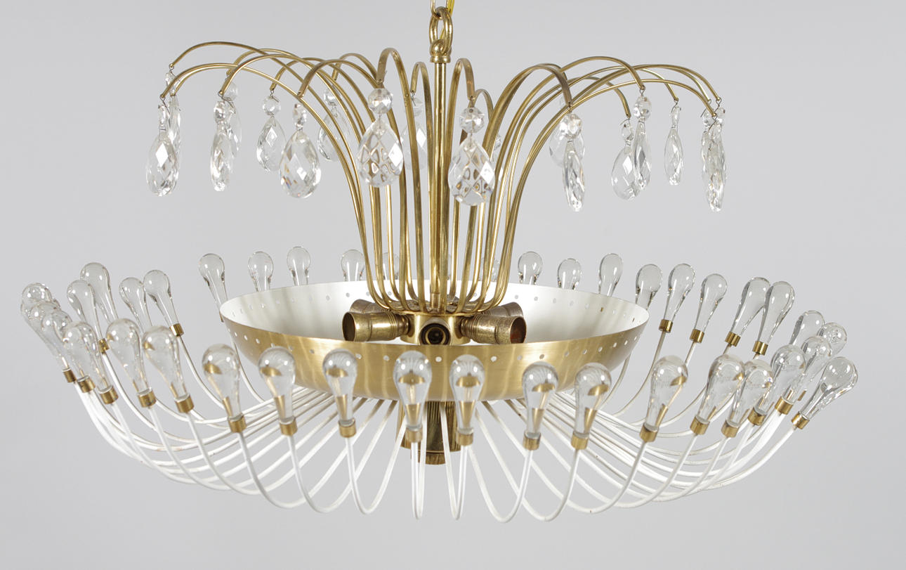 LJUSKRONA modern design, mässingsstomme med prismor.