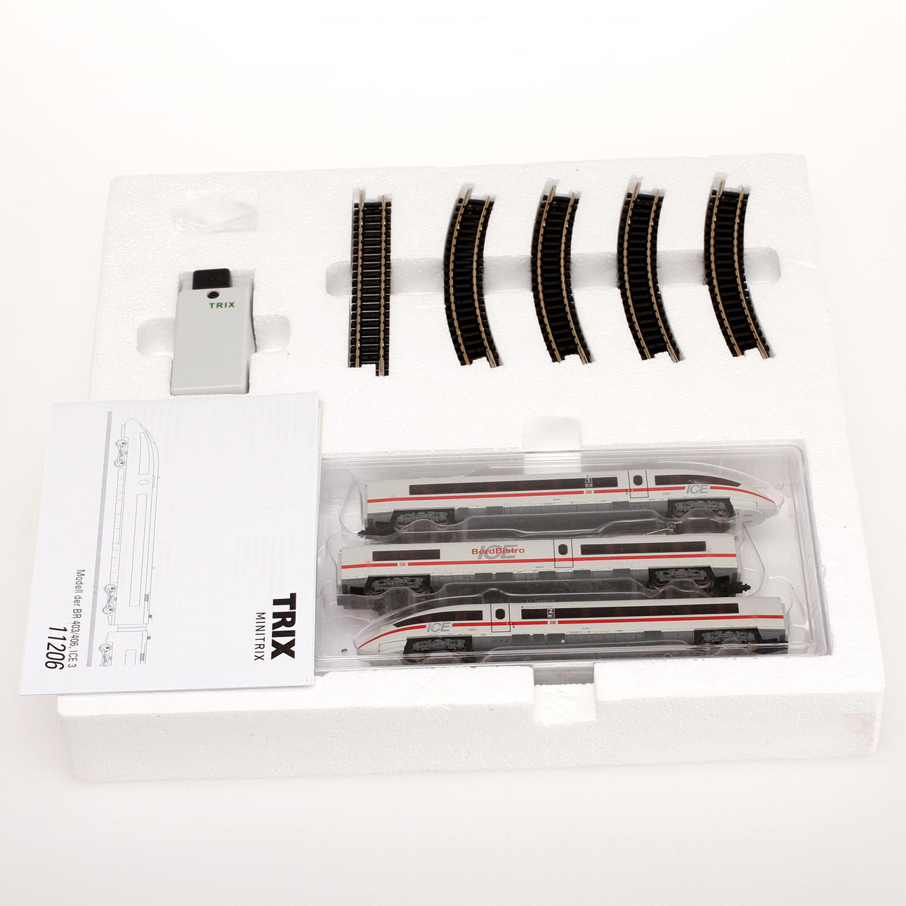 MODEL TRAIN, starter kit, minitrix, Märklin, Germany, late 20th century.