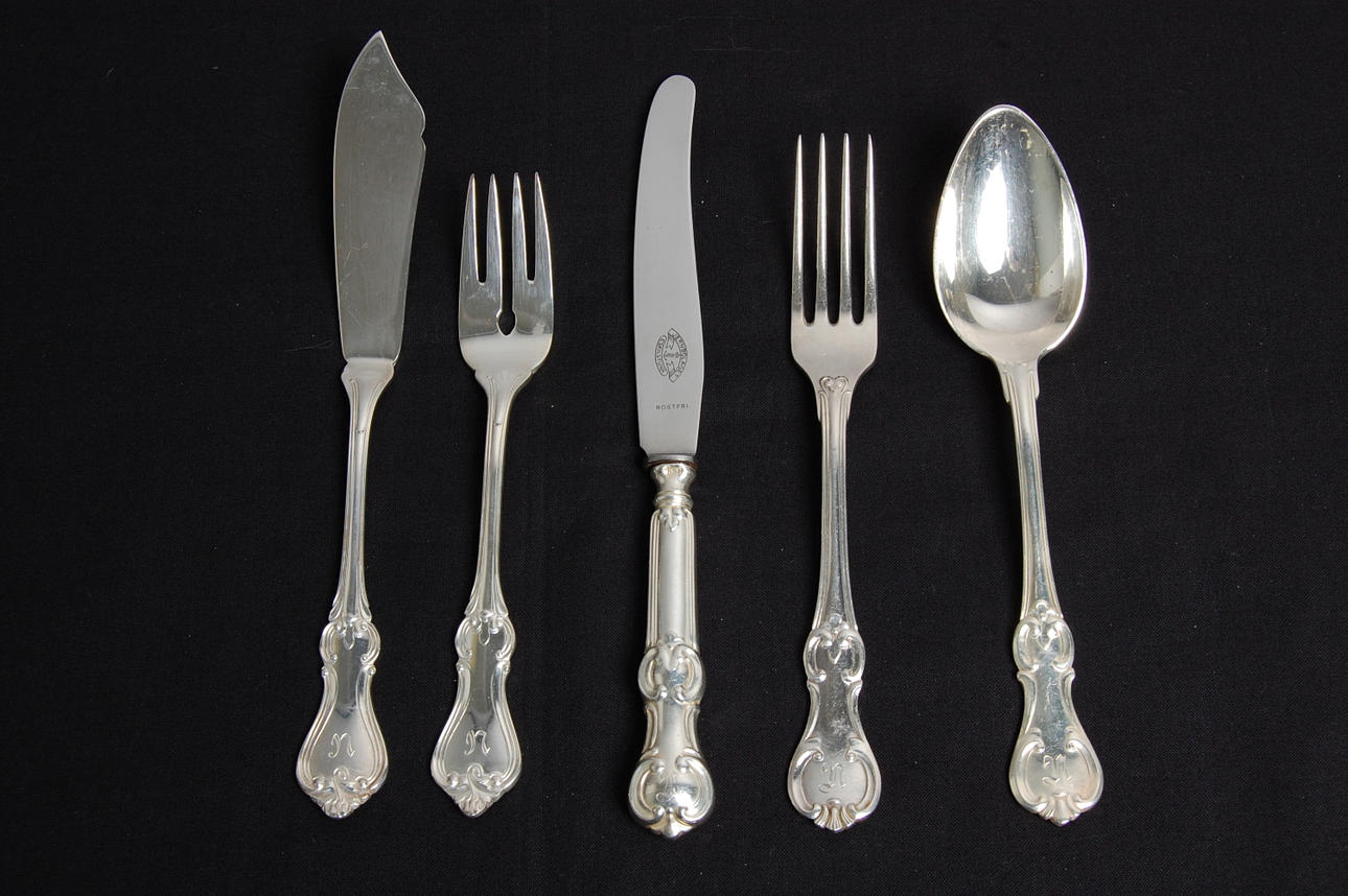 MATBESTICK, nysilver, 44 delar.