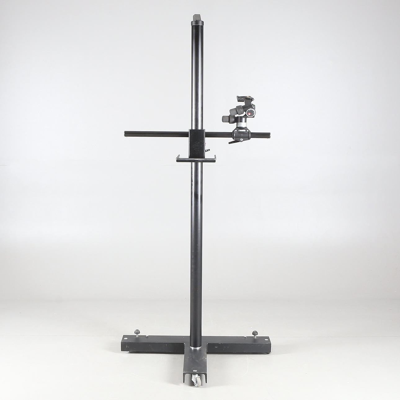 SÄULENSTÄNDER und GETRIEBEKOPF, Manfrotto.