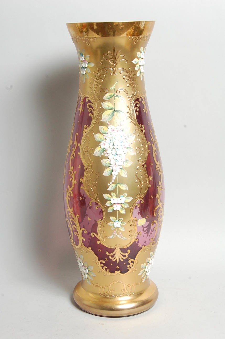 VAS, Bohemia Glass, med gulddekor, 1900-tal.