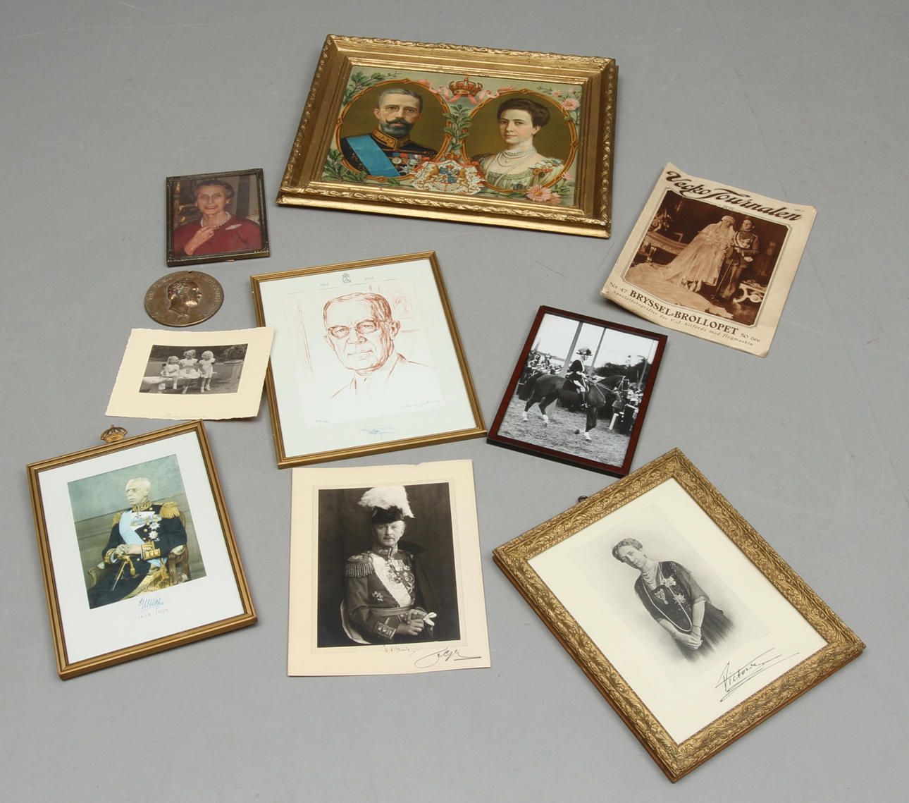 PARTI KUNGLIG KURIOSA, 10 delar, 1900-tal.