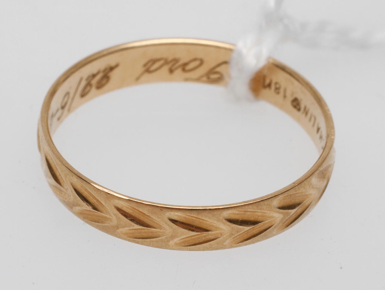 RING, 18k guld, vikt ca 1,6 gr.