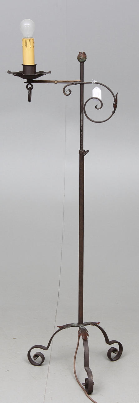 GOLVLAMPA, smide, 1900 tal.