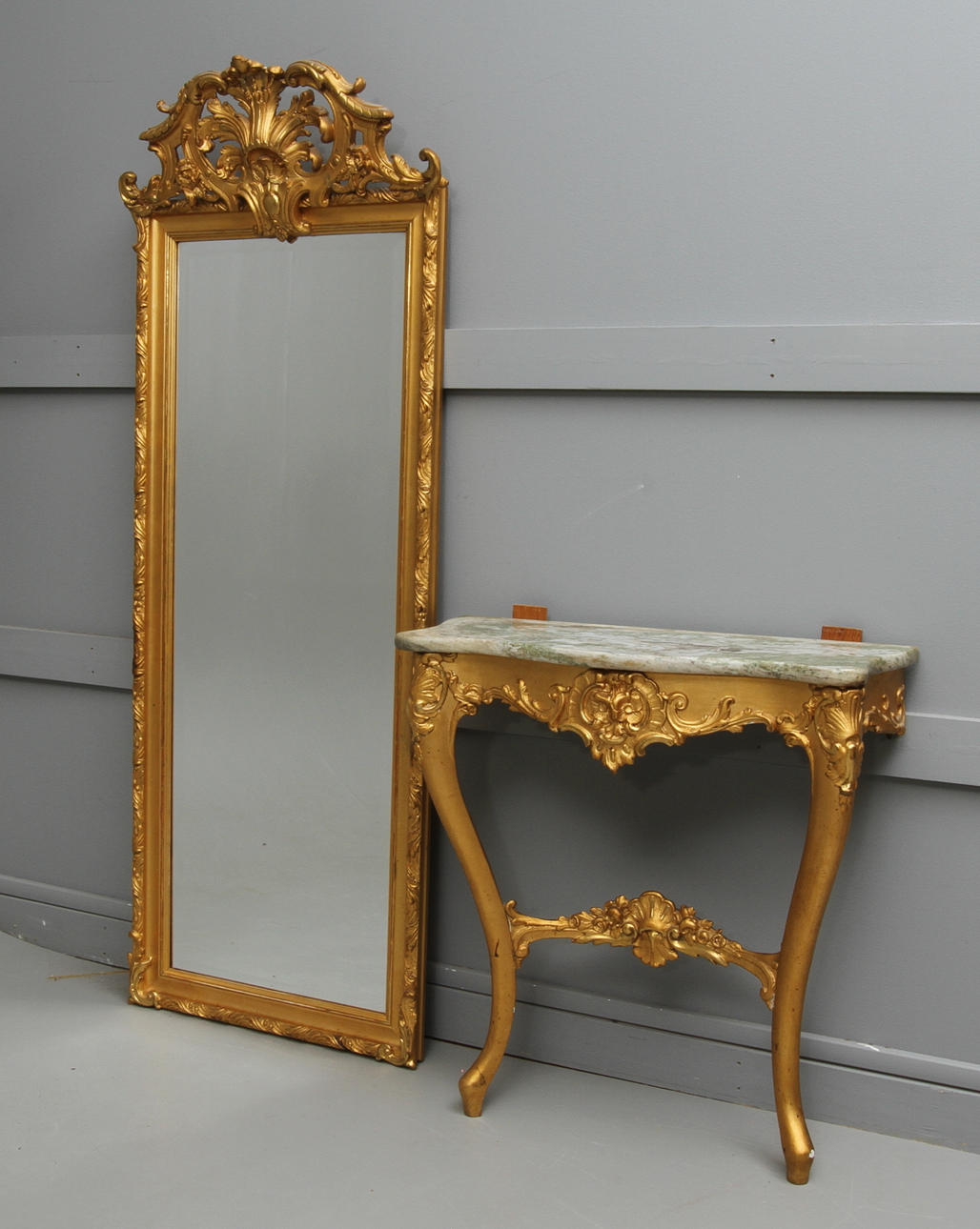 SPEGEL, med konsolbord, rokokostil, 1900-tal.