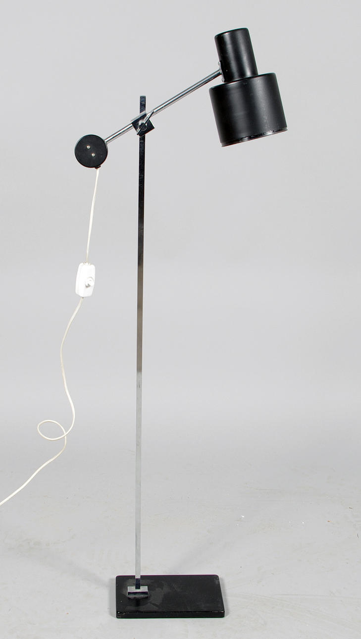 GOLVLAMPA, plåt, krom, 1970-tal.