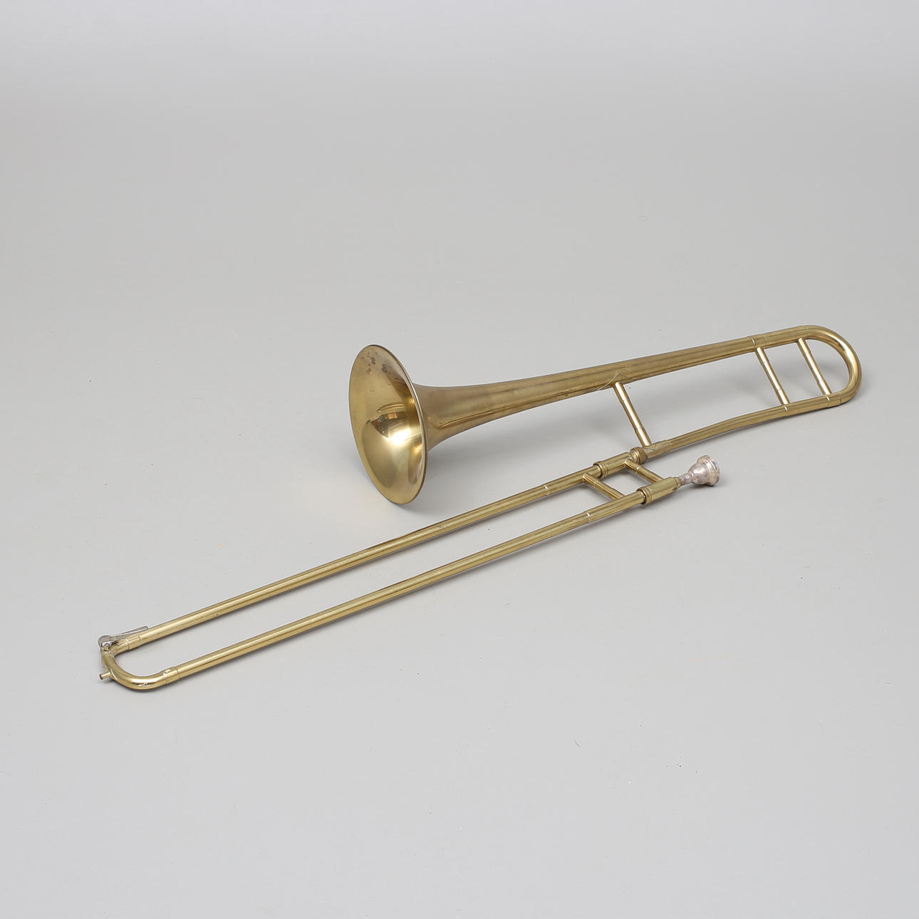 TROMBON, Masterhand Prestige. Samlarföremål - Musikinstrument - Auctionet
