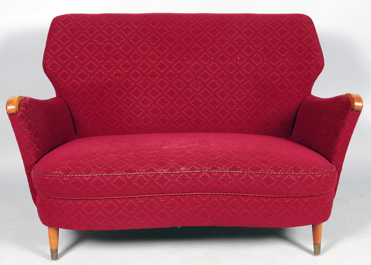 SOFFGRUPP, röd klädsel, 1950-tal.