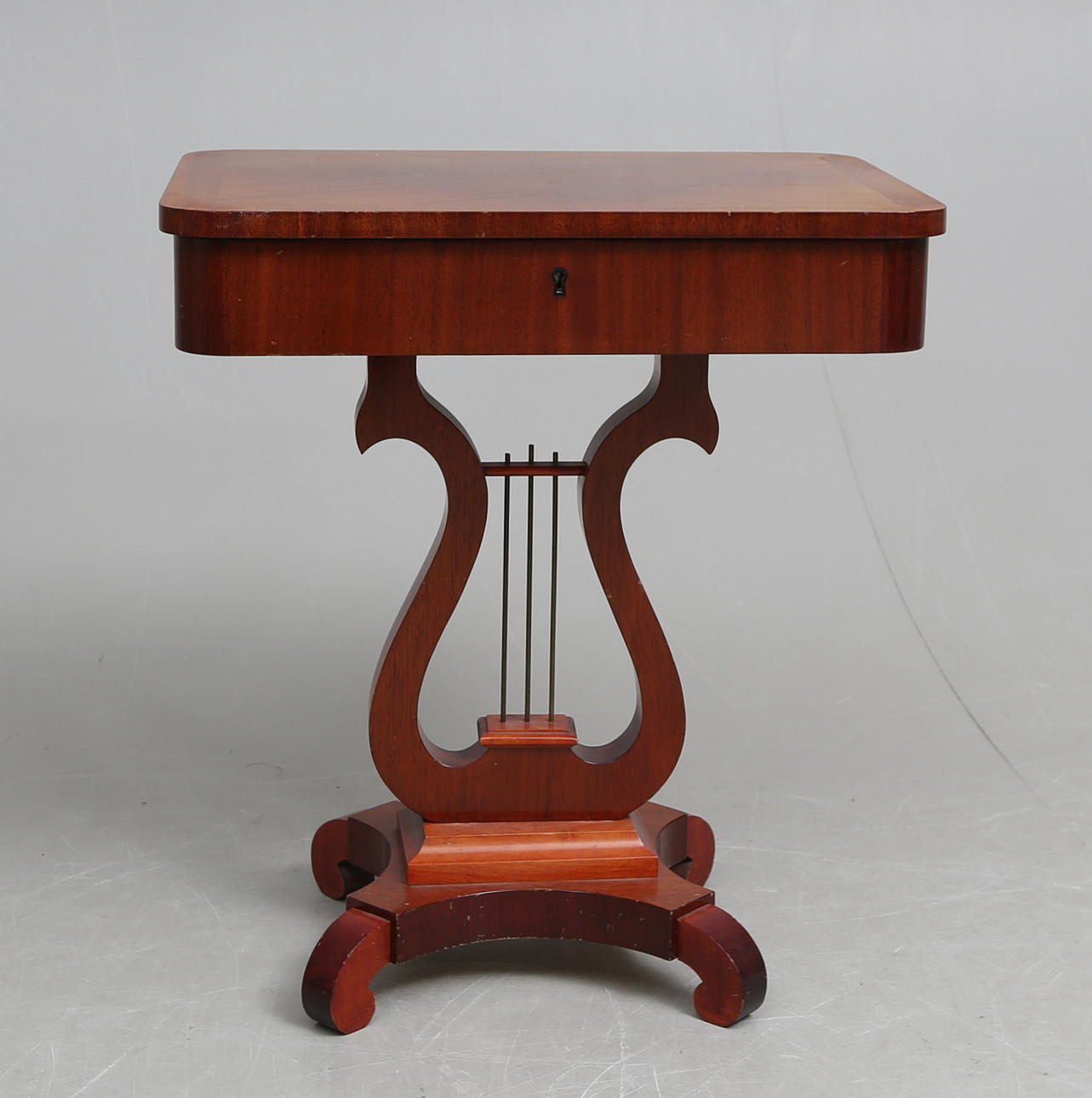 SYBORD, empire-stil, 1900-tal.