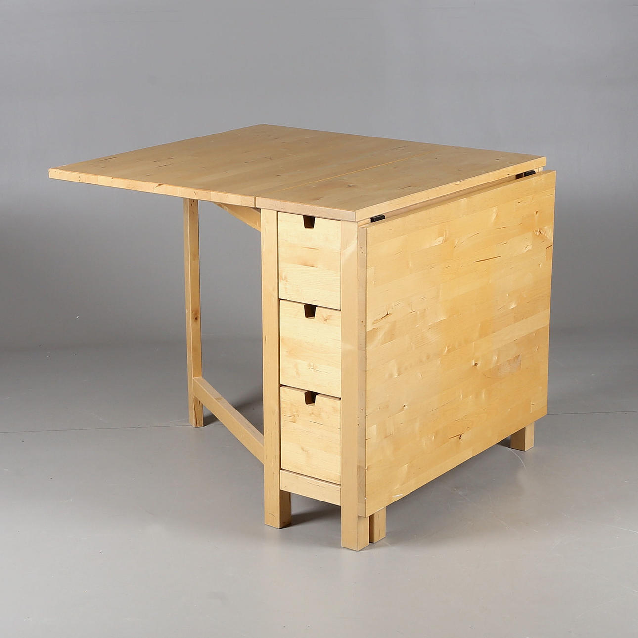 BATTLE TABLE, Birke, Ikea, 2000er Jahre.