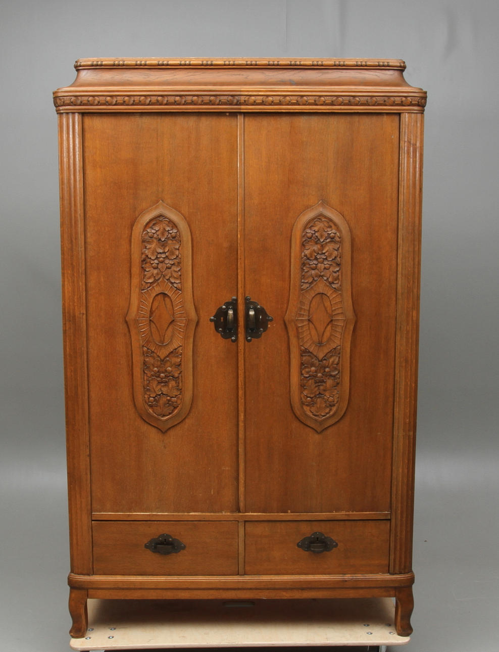 SKÅP, jugend, 1900-tal.