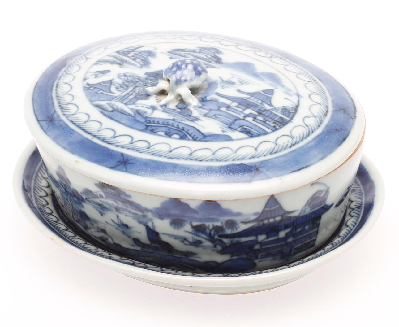 SMÖRTERRIN, porslin, Kina.