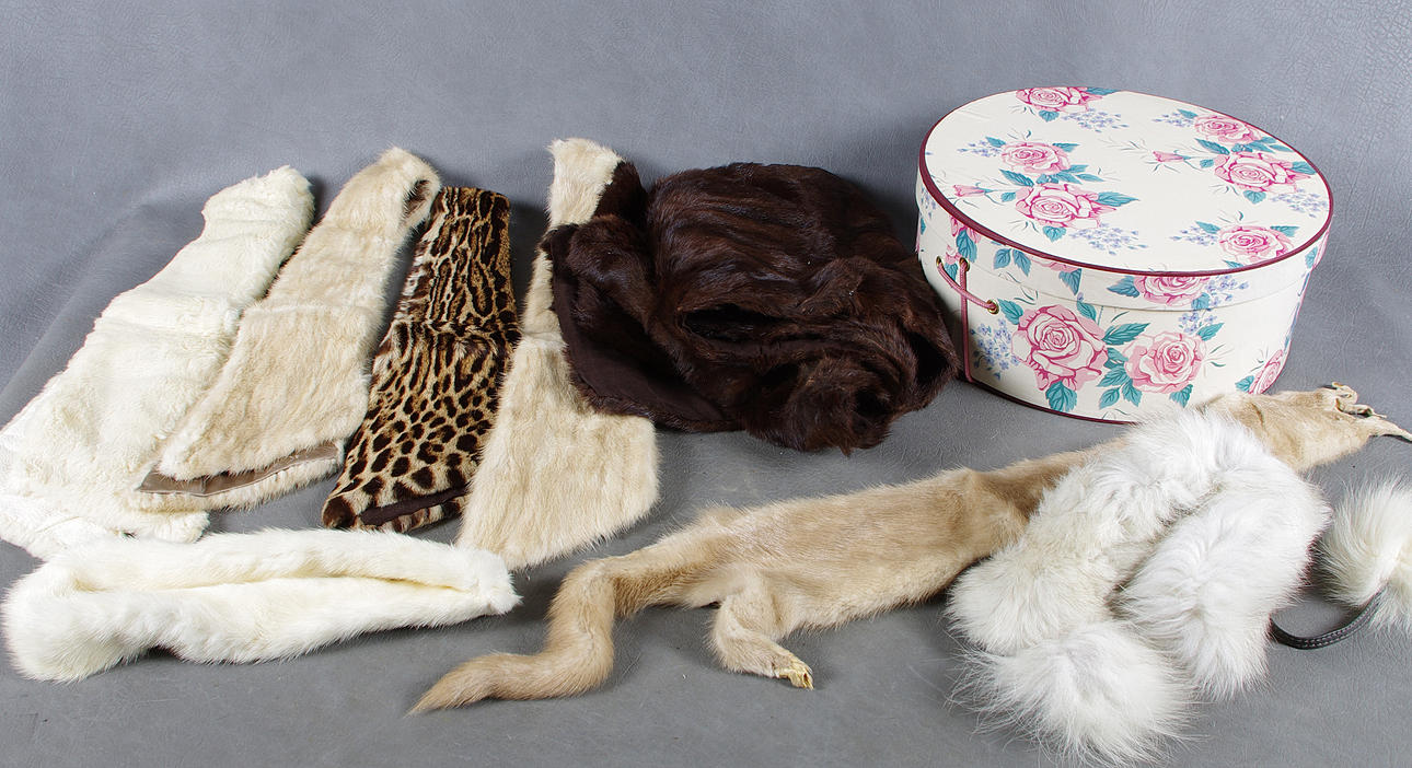 HATTASK MED PÄLSBITAR.