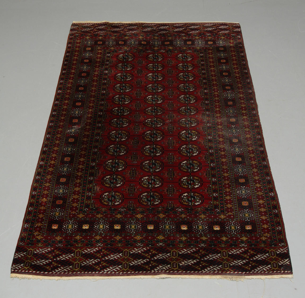 MATTA, orientalisk, ca 190 x 128 cm.