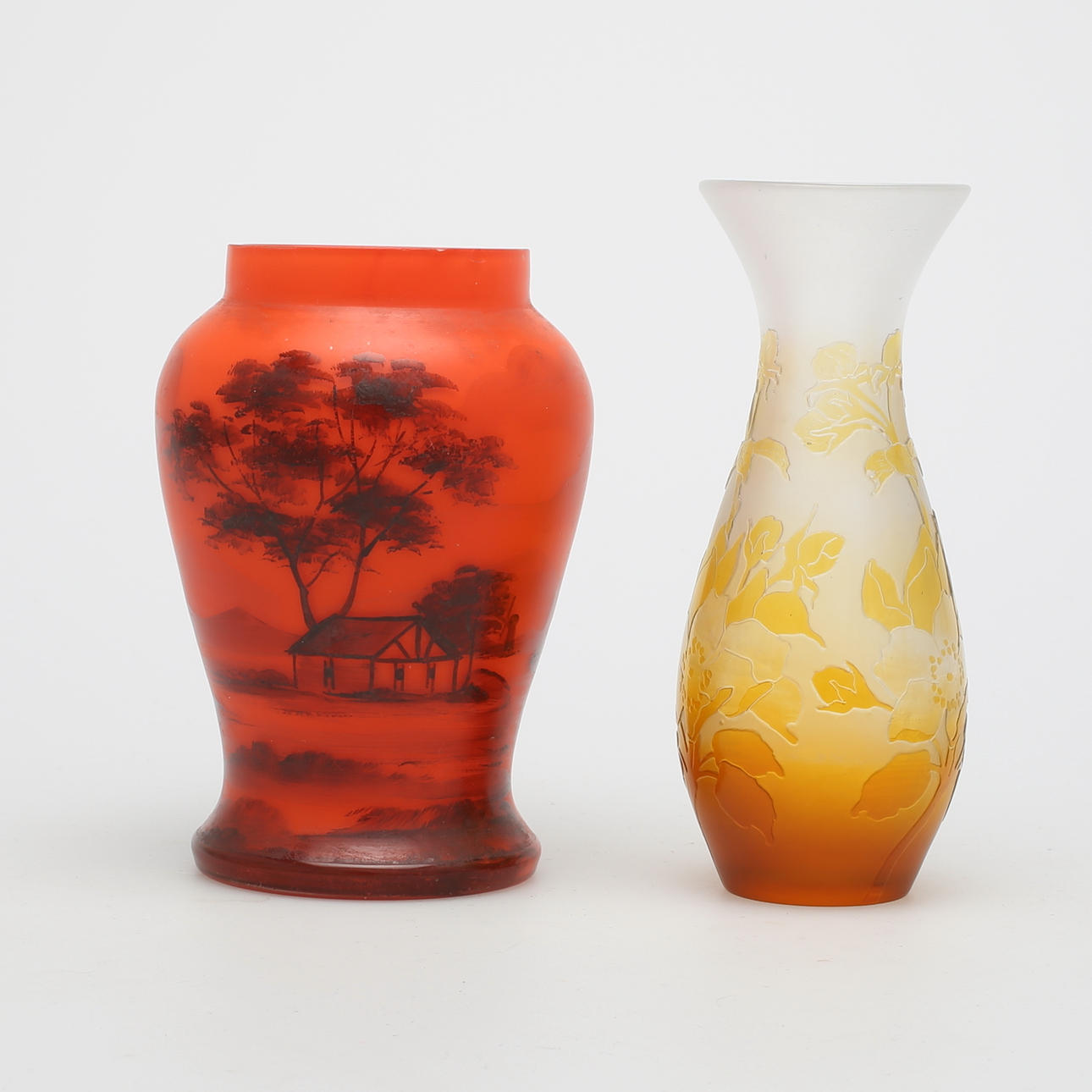 VAS, Überlauf und VAS, lackiert, Glas.