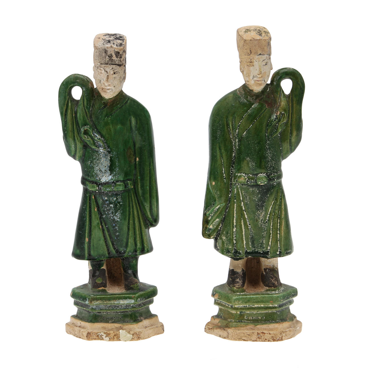 FIGURINER, ett par, lergods, Ming (1368–1644).