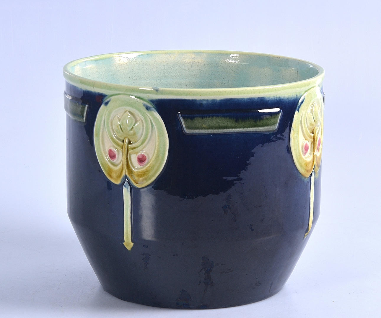 YTTERFODER, majolika, 1900-tal.