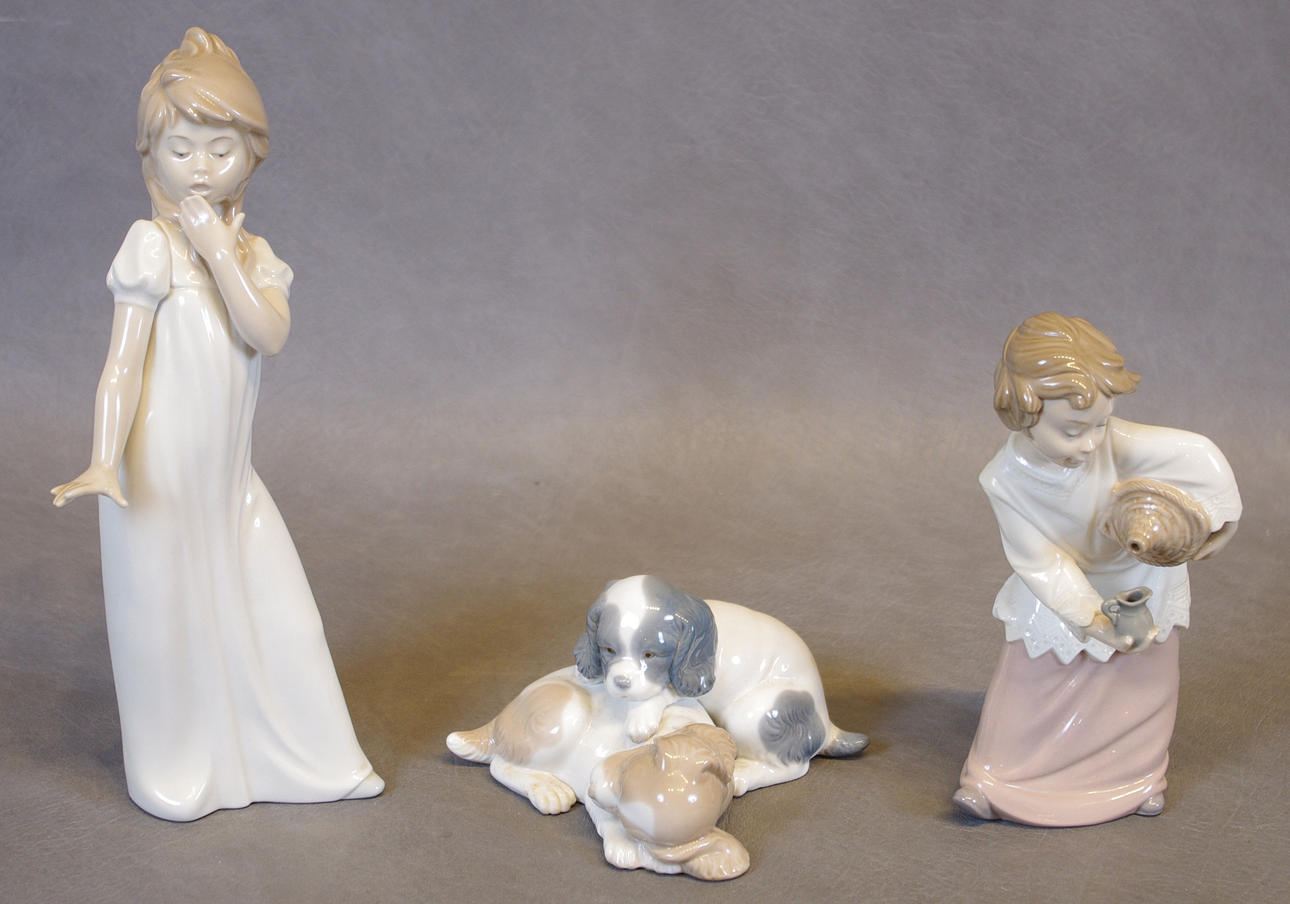 PORSLINSFIGURER, 3 stycken, Nao, Spanien.
