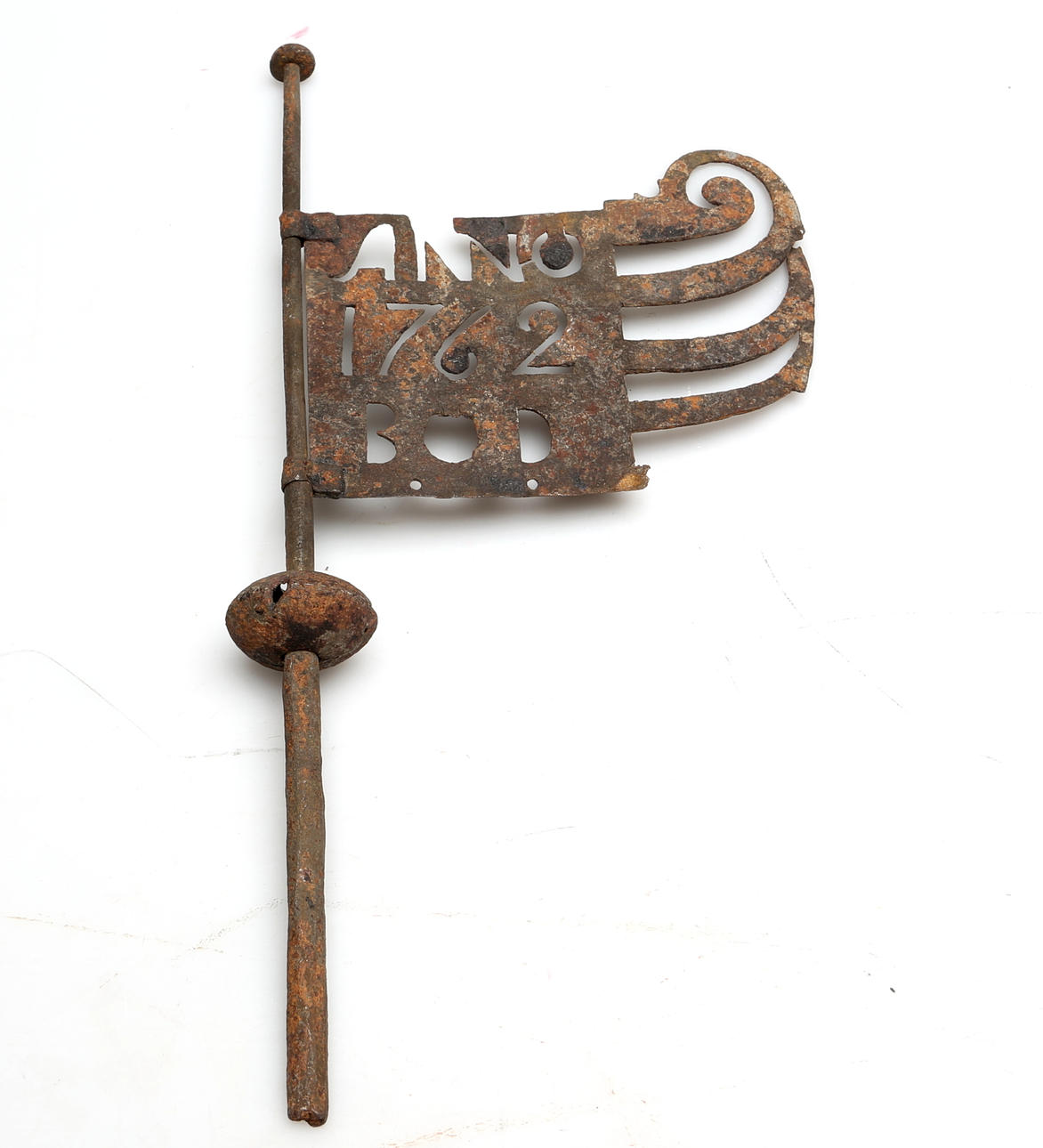 FORRUDE, smedet, dateret ANNO 1762.