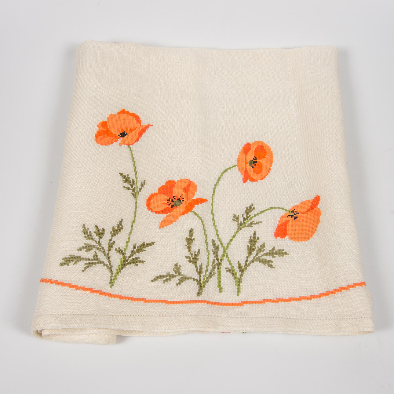 DUK, broderad, Clara Waever.