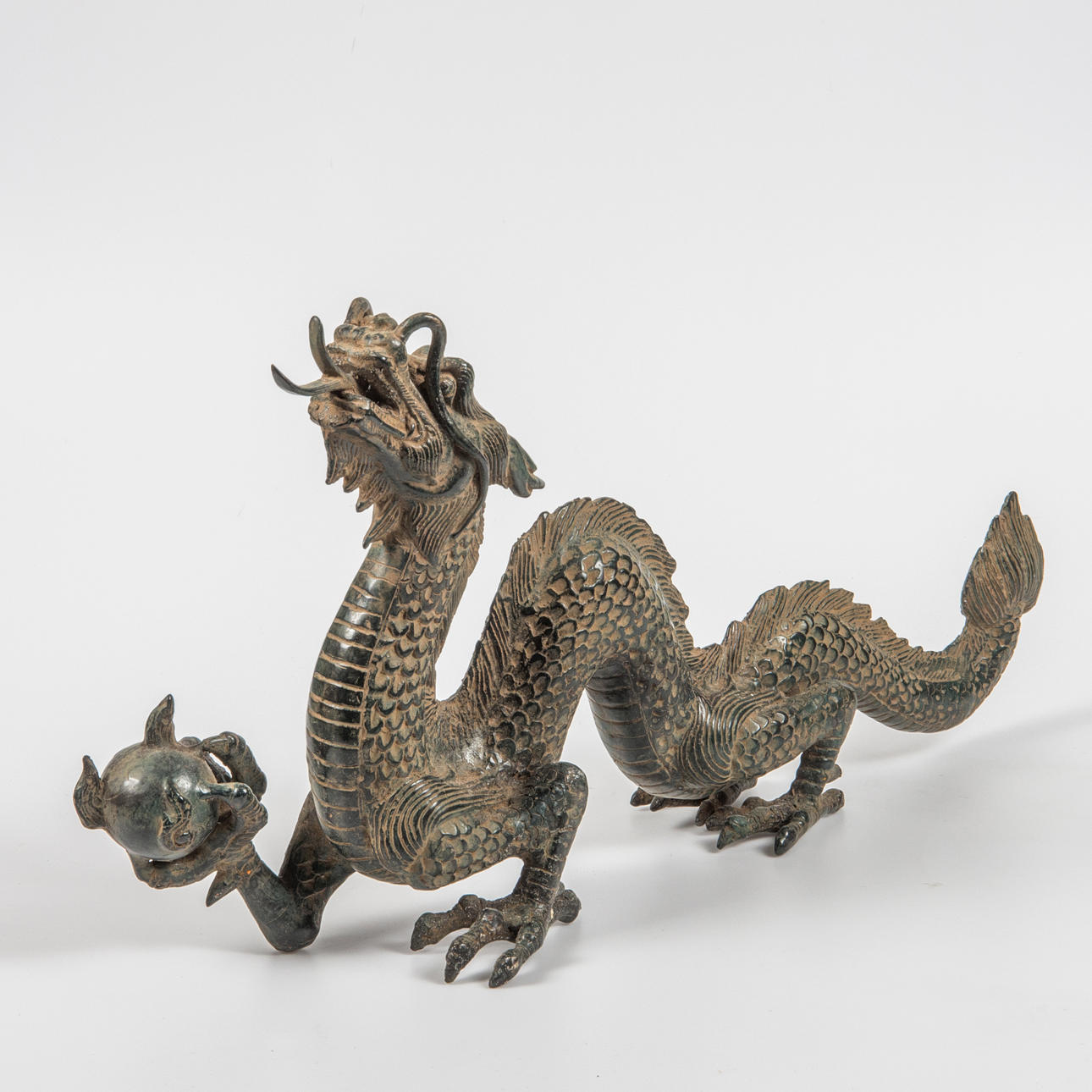 ESCULTURA, dragón, bronce patinado.