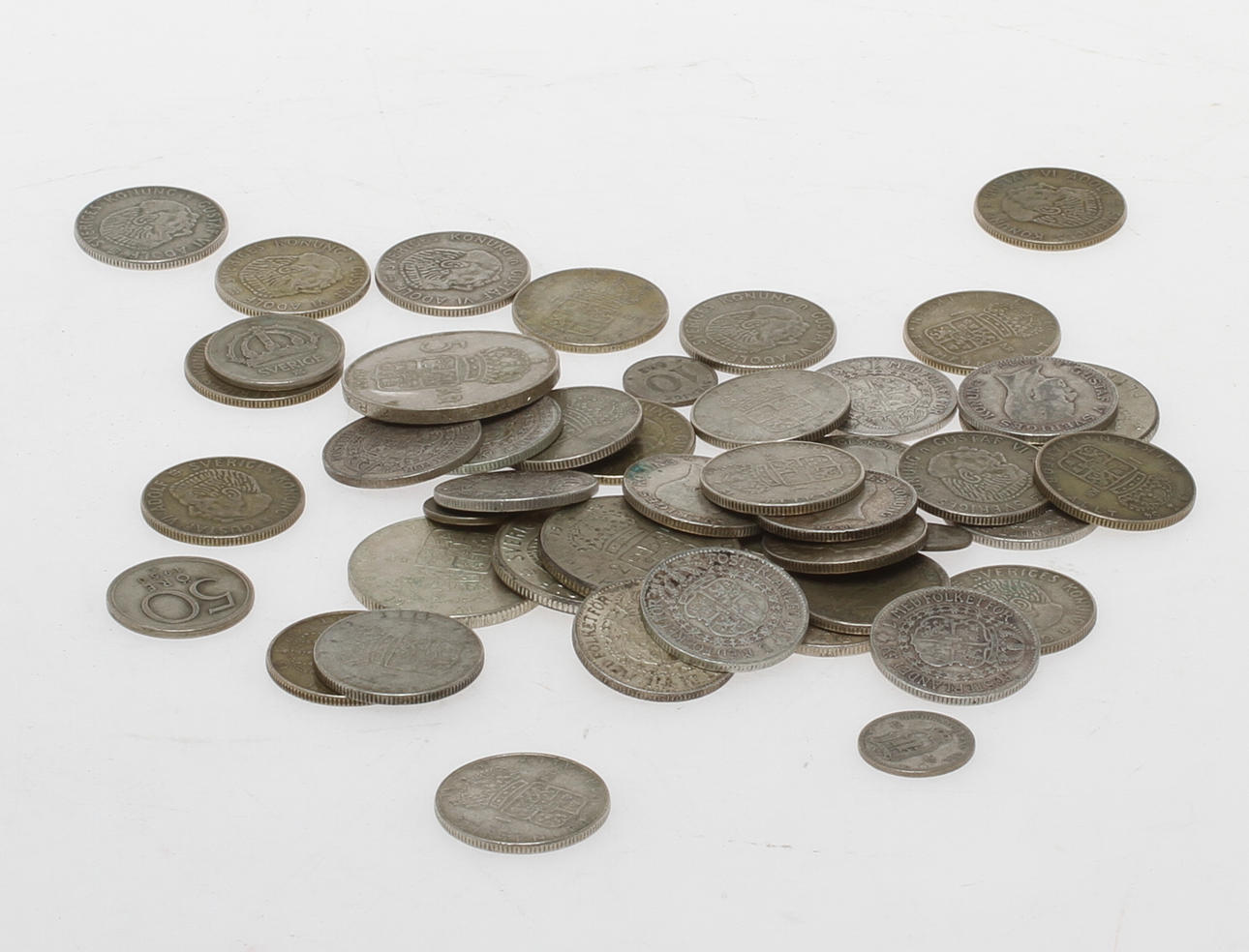 MYNT, svenska, mestadels 1 kronor före 1968, total vikt ca 330 g.