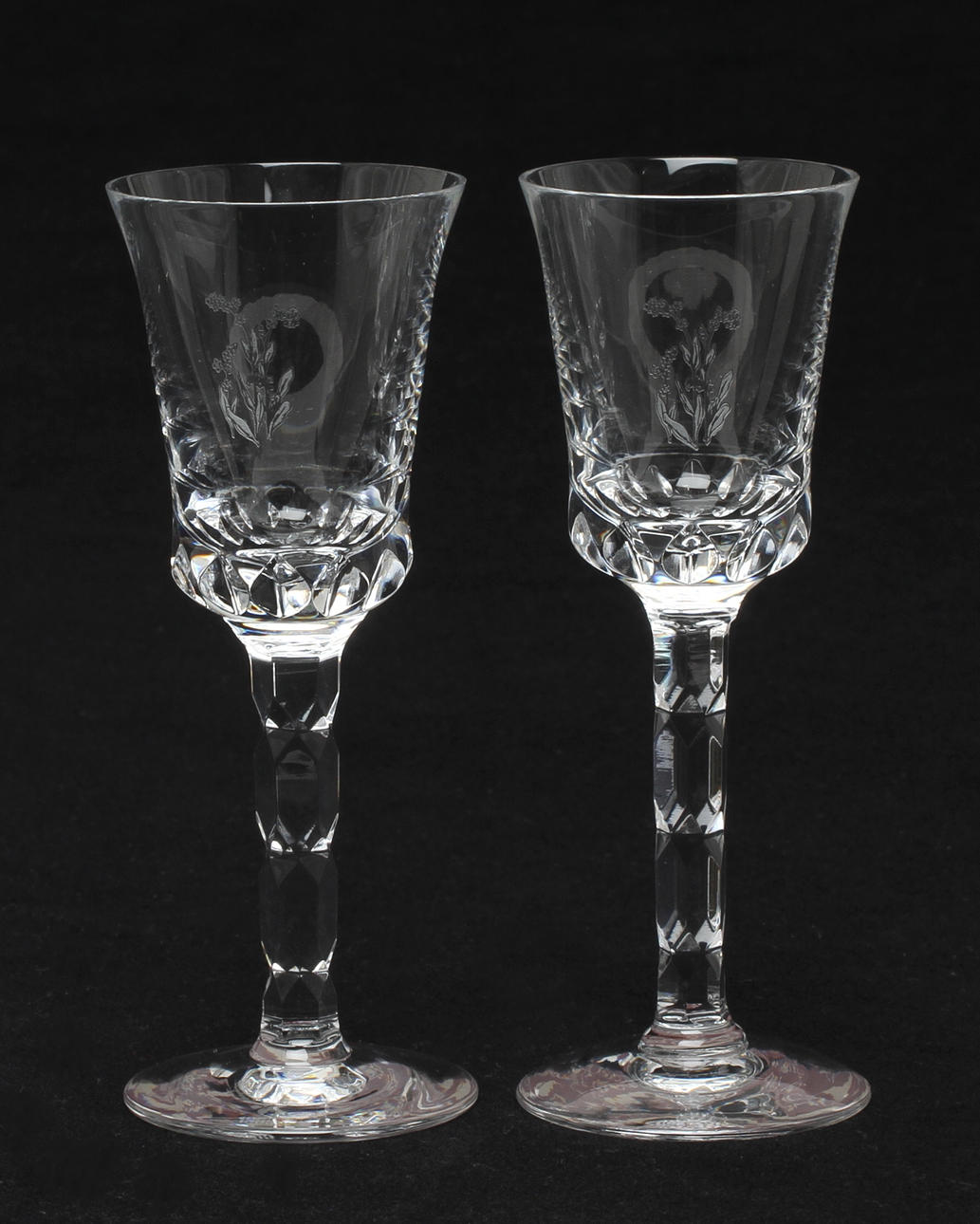 LIKÖRGLAS, 24 st, "Fyrklövern" Orrefors.