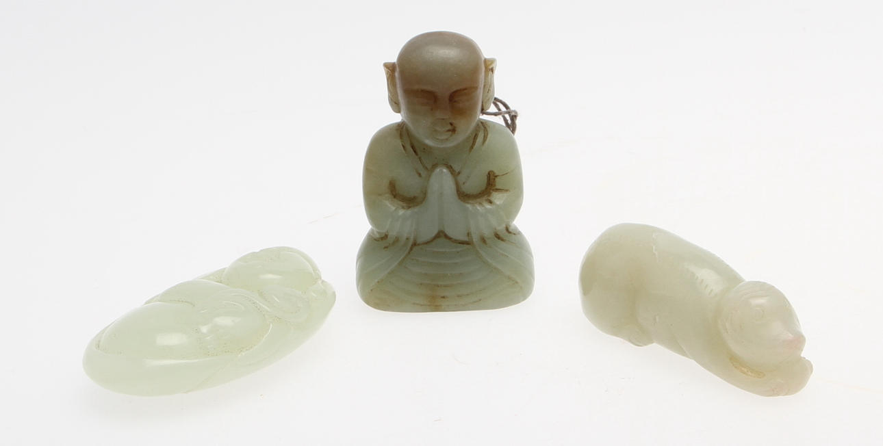 LYCKOAMULETTER, 3 st, nefrit, Kina.