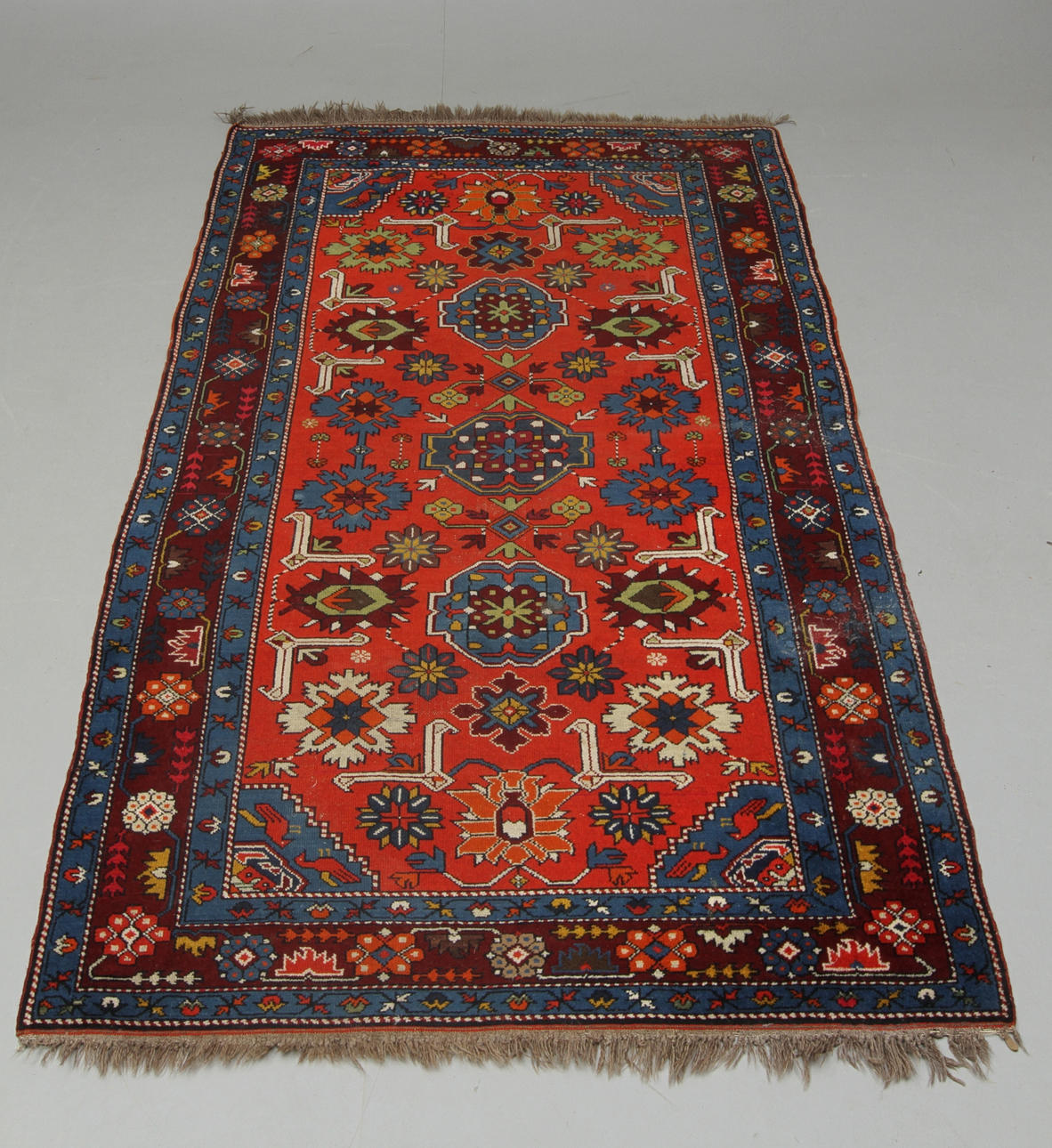 MATTA, orientalisk, ca 237 x 135 cm.