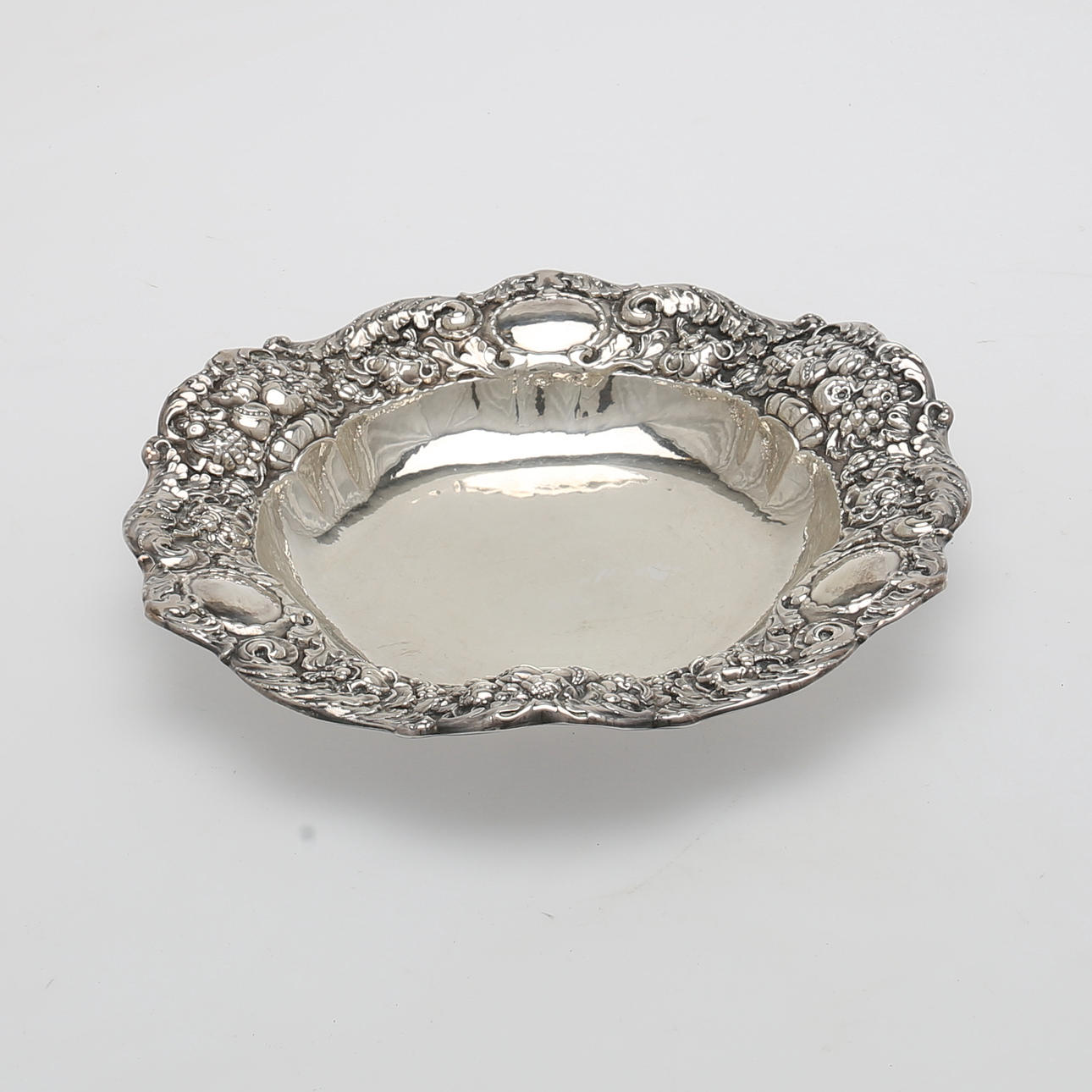 SILVERFAT, 835, vikt 335 gram.