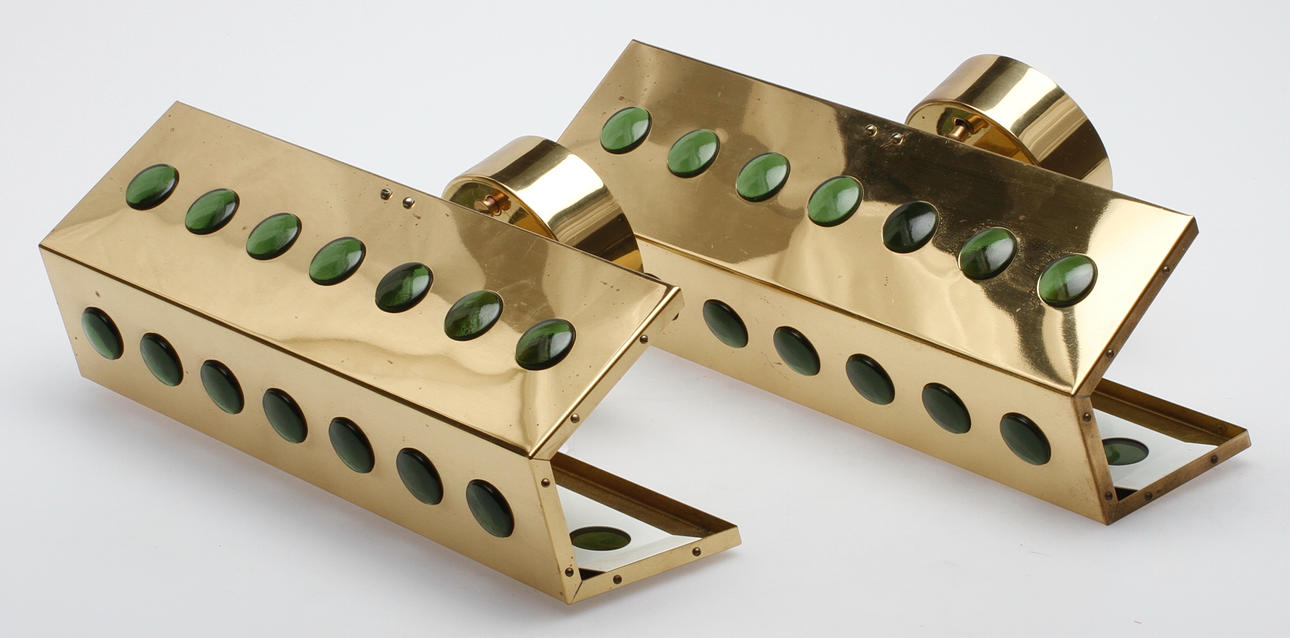 VÄGGLAMPOR, ett par, Hans-Agne Jakobsson, Markaryd, 1900-talets andra hälft.