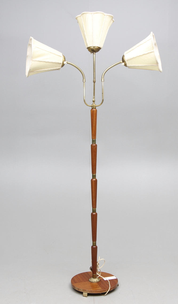 GOLVLAMPA, 1940-tal.