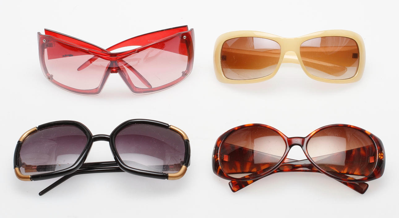 SOLGLASÖGON, 4 st, 1900-talets andra hälft.