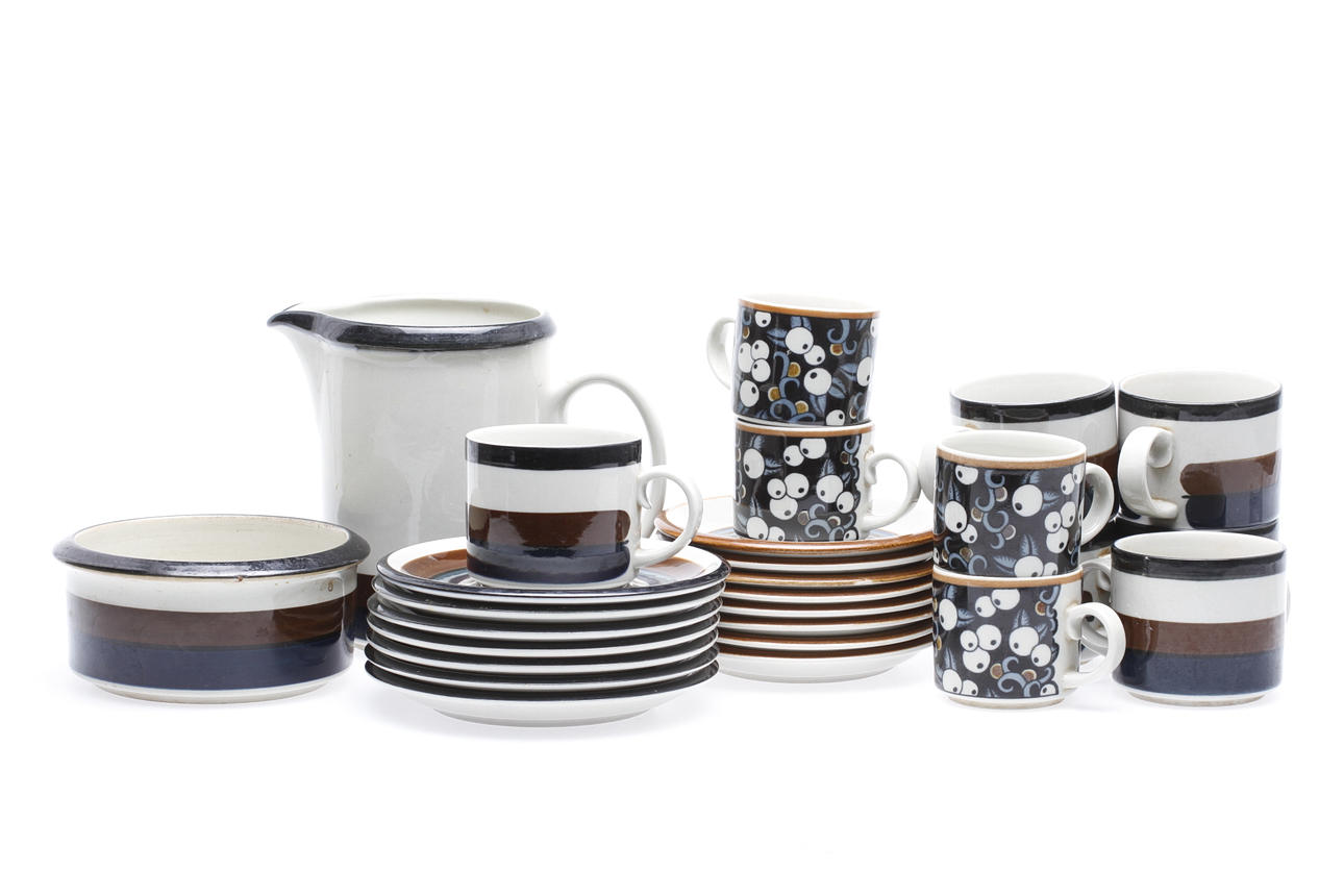 SERVISDELAR, 27 delar, keramik, Arabia bl.a. "Kaira".