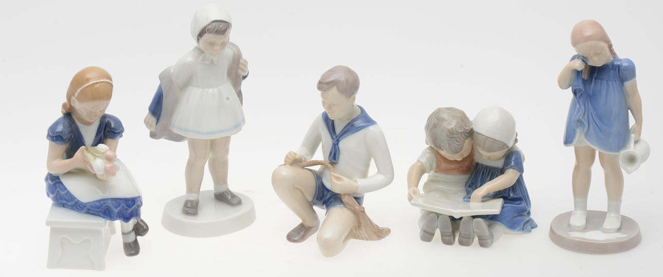 FIGURINER OCH FAT, 10 delar, porslin, Bing & Gröndahl.