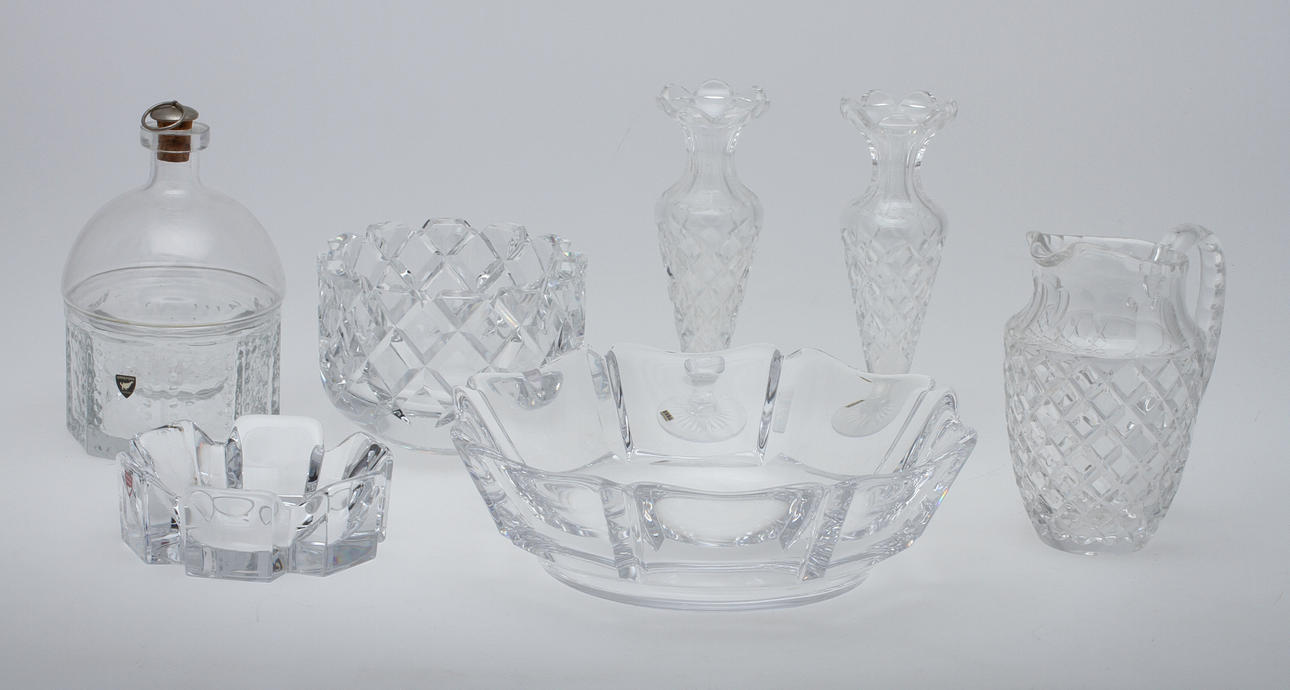 GLASFÖREMÅL, 6 delar, Bl a Orrefors och Boda.