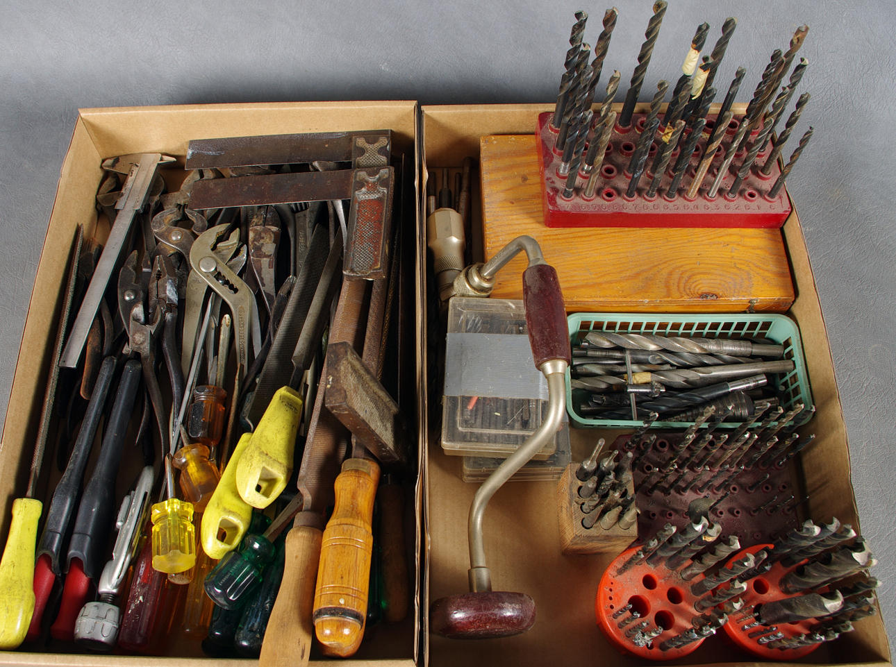 TÄNGER, FILAR, BORR M.M.