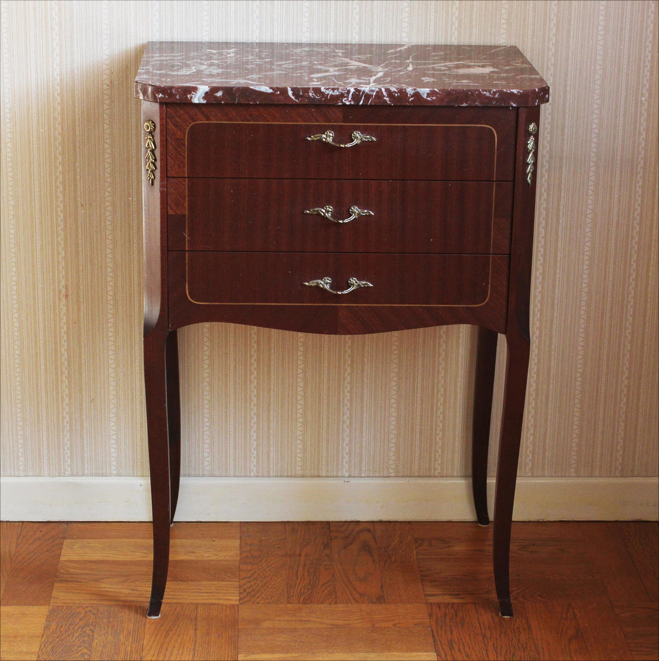 SYBORD med stenskiva i Gustaviansk stil 1950-tal.