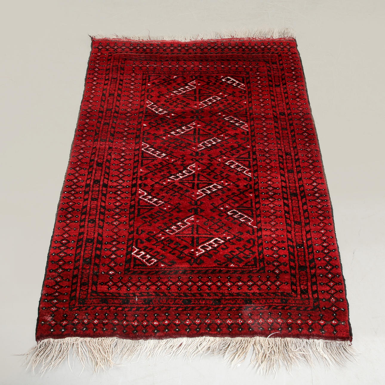 MATTA, ca 137 x 96 cm.