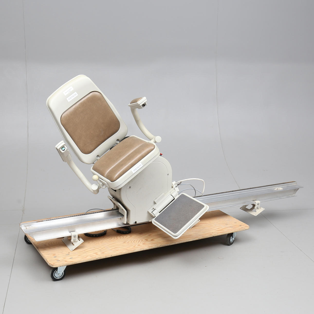 STOLTRAPPHISS, Globus, 2000-tal.