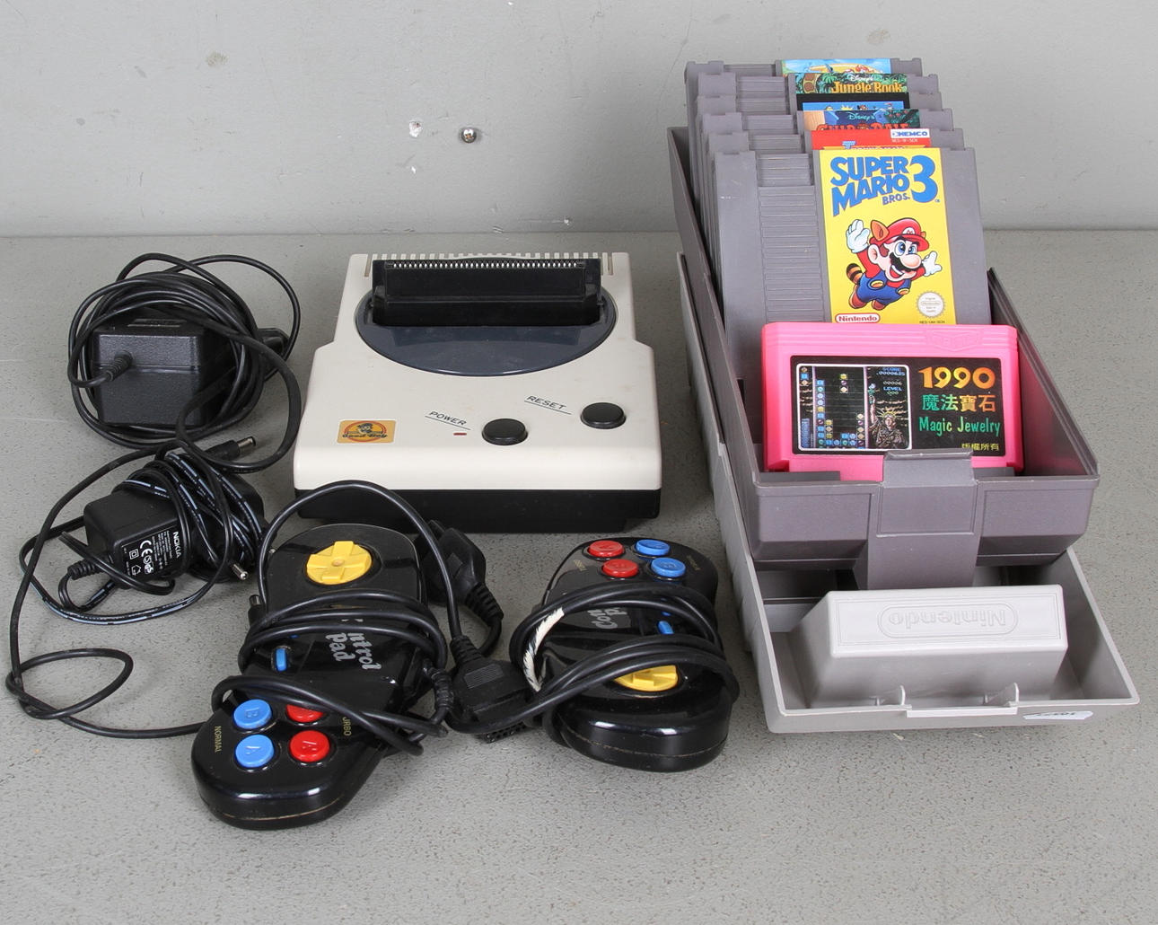 TV-SPELSKONSOLL, Good Boy och TV-SPEL, 6 st, Nintendo.