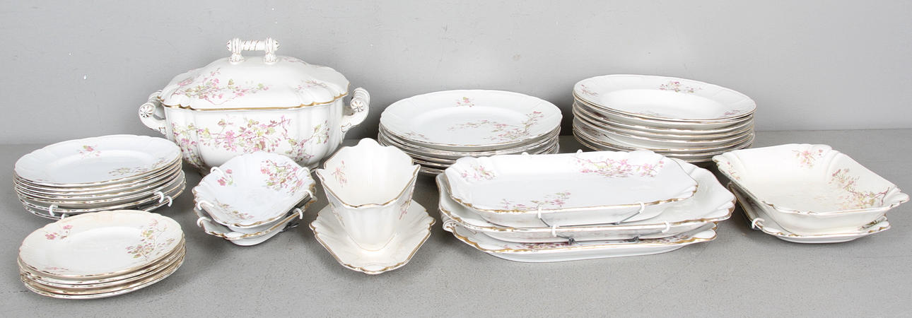 MATSERVIS, 36 delar, opak, "Hagtorn", Gustafsberg.