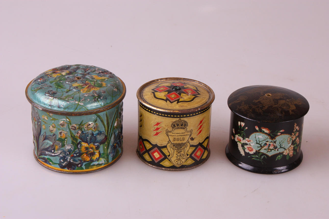 TRÅDASKAR, 3 st, 18/1900-tal.