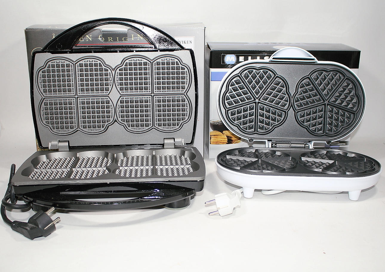 VÅFFELJÄRN, 2 st, Årviken och Melissa.