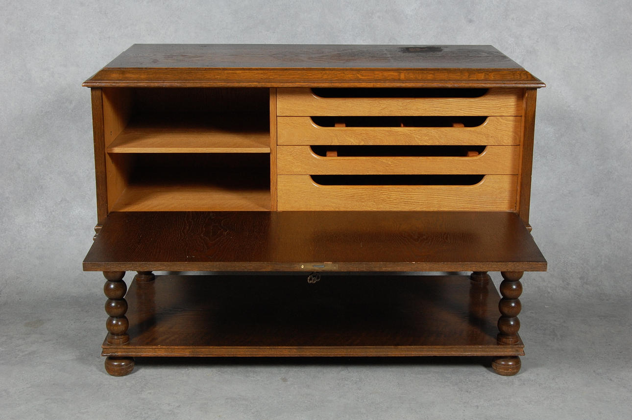 SILVERSCHATULL, 1940-50-tal.