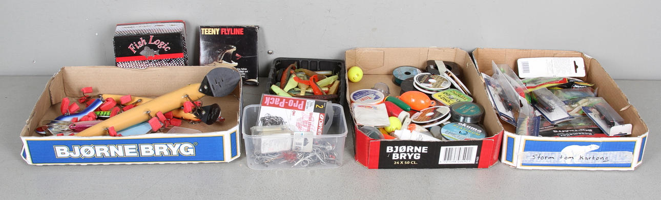 FISKEREDSKAP, drag, krokar, linor, flöten, haspelrulle mm.