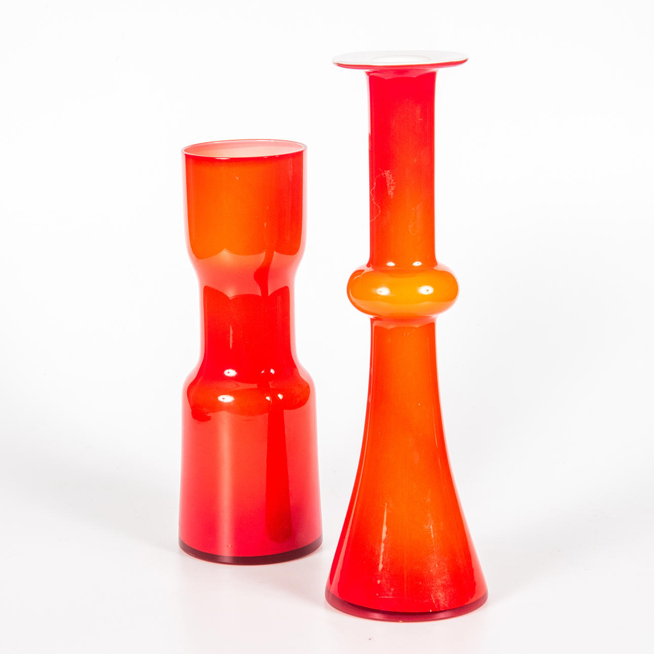 VASER, 2 stycken, orange glas, bl.a. "Carneby", Holmegaard.