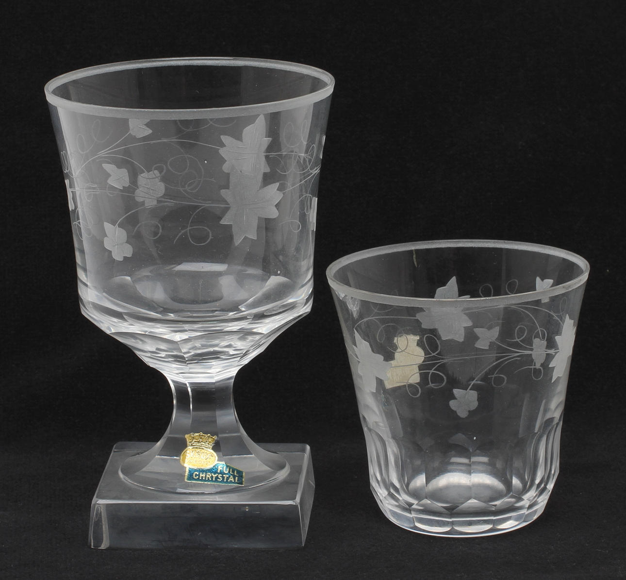 VINGLAS 6 st samt GLAS 6 st, dekor av vinranka, Skruf.